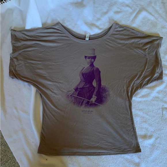 Sidesaddle riding lady Selika T shirt dolman sleeves. Size large. Gray cotton - Picture 3 of 6